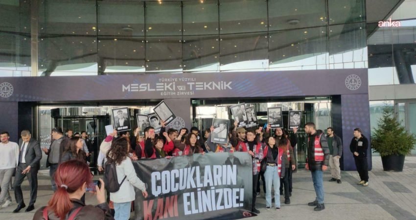 TİP'li gençlerin MESEM protestosu davasının ilk duruşması Bakırköy 33. Asliye