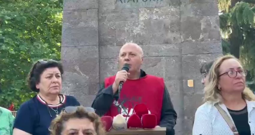 Trabzon Emek ve Demokrasi Platformu, "NATO'ya Hayır Yürüyüşü" düzenledi. Platformu