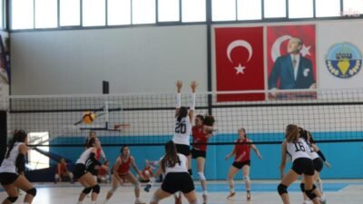 Turgutlu Belediyesi, çocukların, gençlerin ve yetişkinlerin yaz mevsimini hem eğlenerek