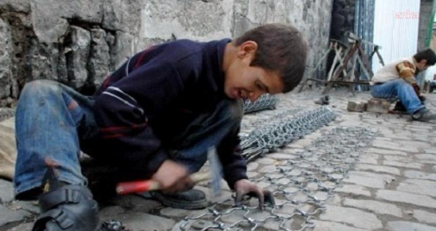 TÜRK-İŞ, "Dünya Çocuk İşçiliği ile Mücadele Günü'ne ilişkin, "Tüm politikalar