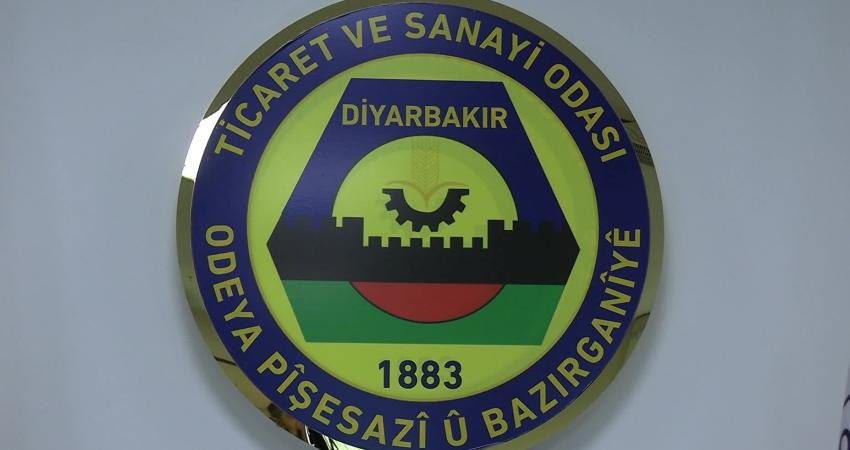 Türkiye’nin kapalı sınır kapıları… DTSO Başkanı Kaya: “Siyasi nedenler bir ekonomik cezalandırmaya dönüşüyor” Türkiye’nin Suriye’ye ve Ermenistan’a açılan sınır kapıları uzun yıllardır siyasi