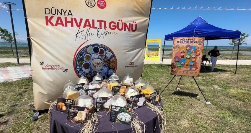 Van’da Dünya Kahvaltı Günü 7’nci kez kutlandı Her yıl haziran ayının ilk pazar günü kutlanan Dünya Kahvaltı