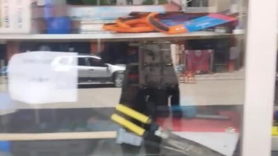 Van'da 6 aydır kapalı olan Bahçesaray-Çatak kara yolunun ulaşıma açılmaması,