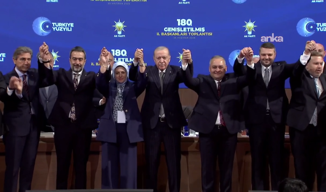 İYİ Parti'den istifa eden Nevşehir Belediye Başkanı Rasim Arı ile CHP'den