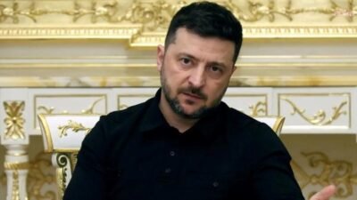 Ukrayna Devlet Başkanı Volodimir Zelenski, Ukrayna'nın yalnızca kendi bağımsızlığı için