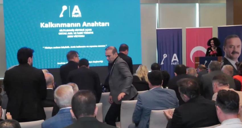 Anahtar Parti Genel Başkanı Yavuz Ağıralioğlu, "Sayın Cumhurbaşkanı'nın konuşması iktidara