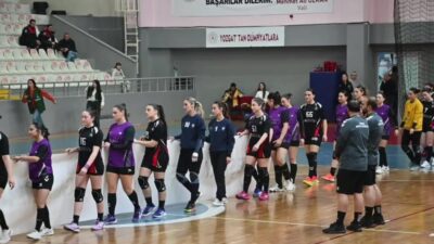 Hentbol Kadınlar 1. Ligi Dörtlü Final etabını da geçerek şampiyonluk