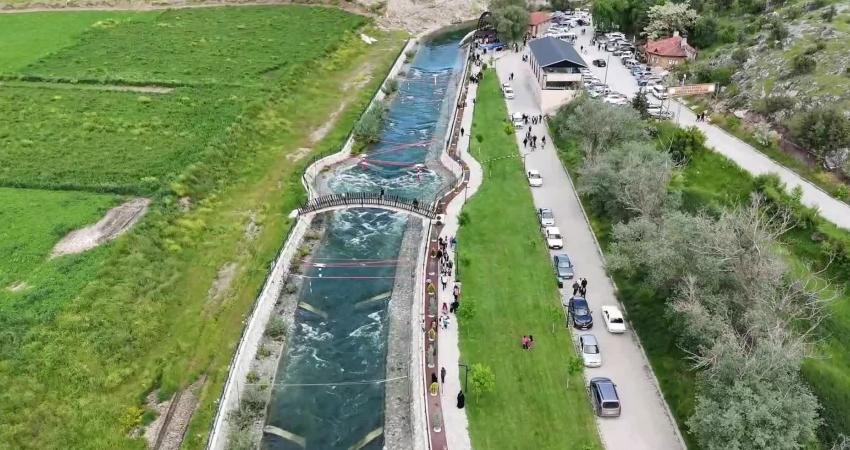 Yozgat'ta Çekerek Irmağı üzerinde 2022 yılında kurulan yapay rafting parkuru,