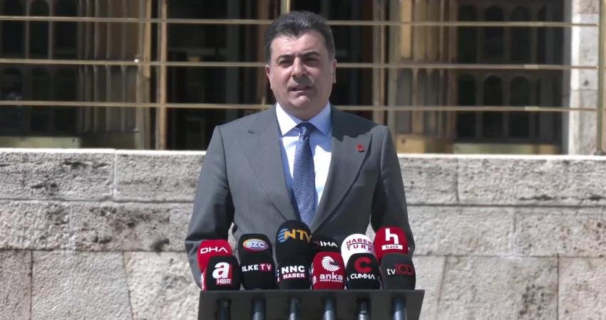 CHP İstanbul Milletvekili Zeynel Emre, mutlak butlan kararının ardından olağanüstü