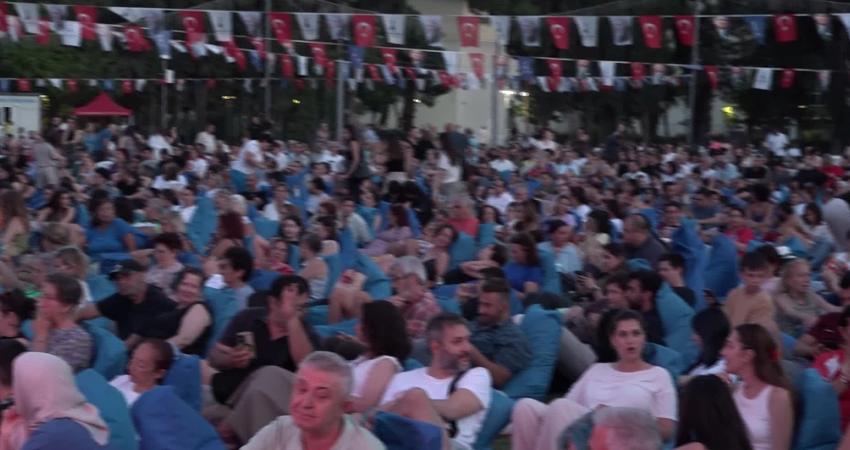 Kültürpark’ta yaklaşık 16 bin kişi kapasiteli yeşil bir etkinlik alanına