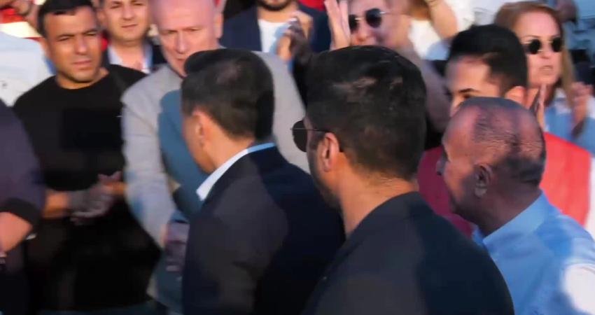 Zeytinburnu’nda konuşan Ali Mahir Başarır “Bugün kazandığını düşünenler yarın kaybedecekler.
