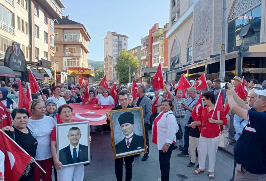 CHP Merkez Yönetim Kurulu'nun 22 Temmuz'da görevden aldığı Kütahya İl
