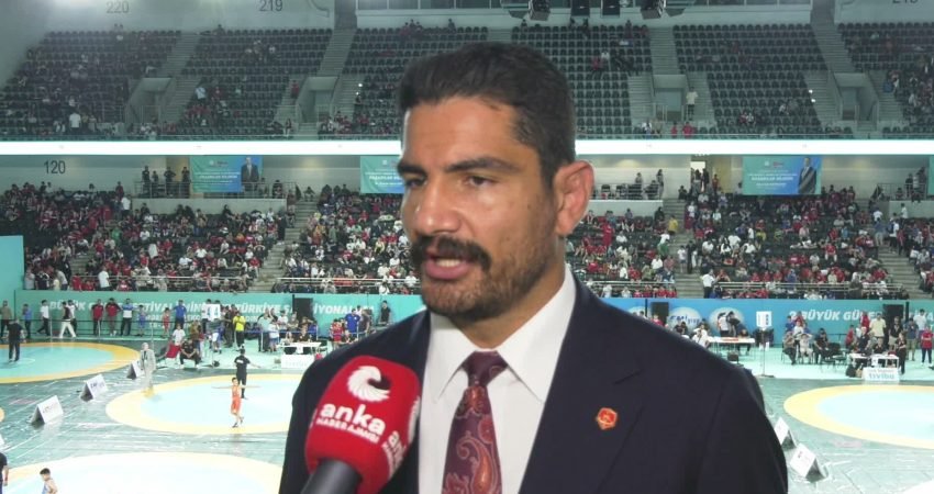 İkinci Türkiye Minikler Güreş Şampiyonası, 10 bin sporcunun katılımıyla Ankara'da