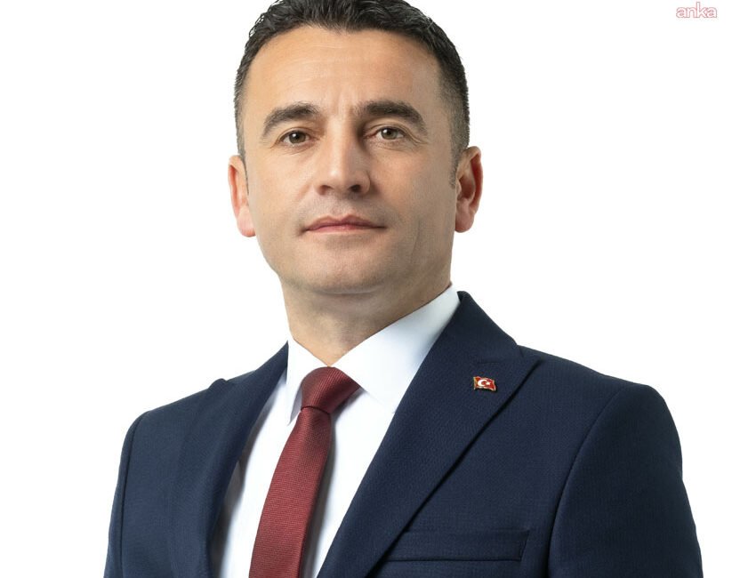 CHP'li Sivrihisar Belediye Başkanı Habil Dökmeci, kendisi ve belediye meclis