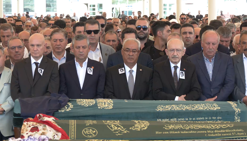Antalya'da 88 yaşında hayatını kaybeden eski CHP Genel Başkanı Deniz
