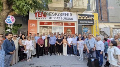 YENİ Parti Eskişehir Kurucu İl Başkanı Talat Yalaz, CHP'nin 14