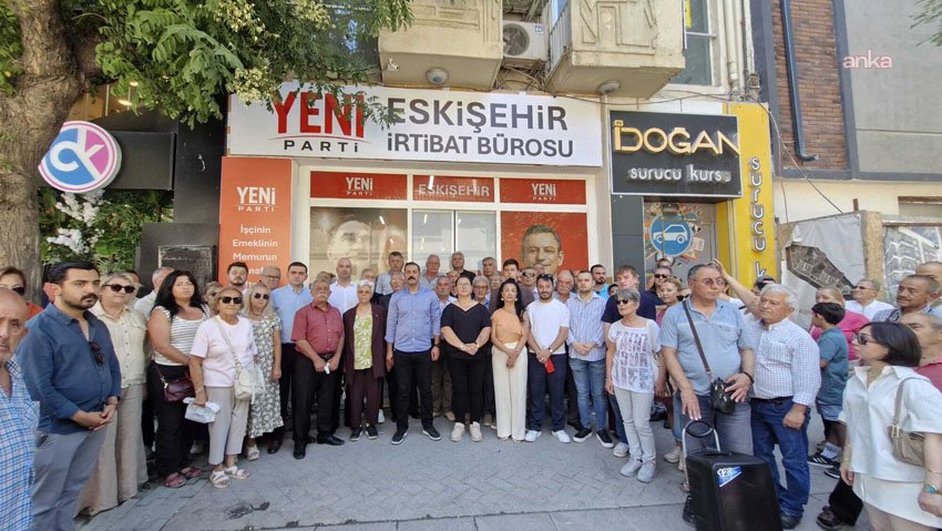YENİ Parti Eskişehir Kurucu İl Başkanı Talat Yalaz, CHP'nin 14