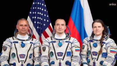 NASA astronotu Anil Menon ile iki Rus kozmonotu taşıyan Soyuz