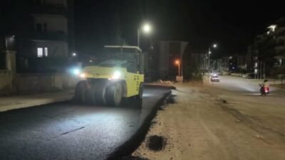 Adıyaman Belediyesi Fen İşleri Müdürlüğü ekipleri Mara ve Musalla mahallelerinde