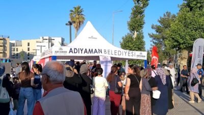 Adıyaman Belediye Başkanı Abdurrahman Tutdere, Muharrem ayı dolayısıyla Kent Meydanı’nda