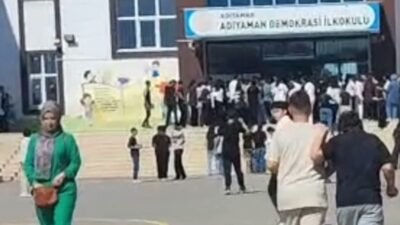 Adıyaman'da aynı sınıfta okuyan Kerem Polat ve Kerem Tuncel, LGS'de