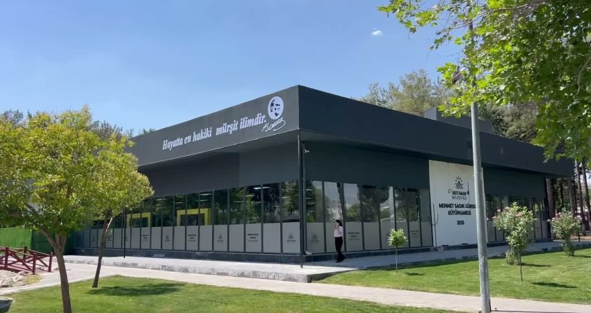 Adıyaman Belediyesi’nin 6 Şubat depremlerinin ardından yaşama geçirdiği kütüphane, etüt merkezi,