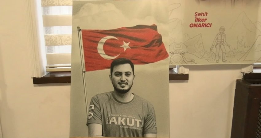 Eskişehir'deki orman yangınına müdahale sırasında yaşamını yitiren AKUT gönüllüsü Şehit Bayram