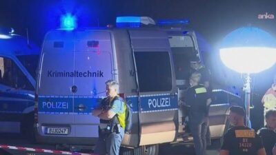 Almanya’nın başkenti Berlin’de Christopher Street Day (CSD) etkinliğine düzenlenen ve