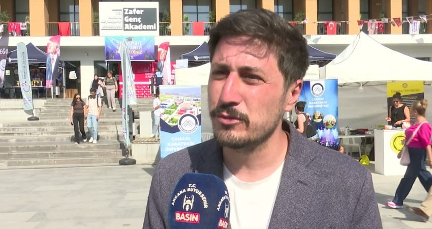 Ankara Büyükşehir Belediyesi, "Geleceğini Birlikte Planlıyoruz" sloganıyla düzenlediği 5. Üniversite