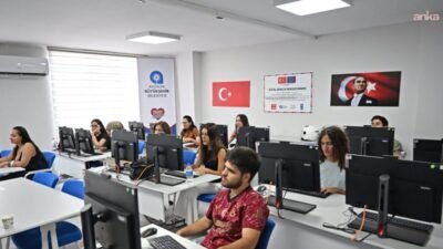 Antalya Büyükşehir Belediyesi, gençleri geleceğin mesleklerine hazırlayacak Dijital Gençlik Merkezi’ni