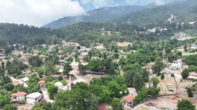 Antalya Büyükşehir Belediyesi, kent merkezine uzak mahallelerde yaşayan vatandaşların ulaşım