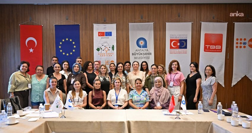 Antalya Büyükşehir Belediyesi, Yerel Eşitlik Masası temsilcileri ile Kadın Dostu