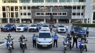 Antalya Büyükşehir Belediyesi Zabıta Dairesi Başkanlığı, kent merkezinde yaya ve