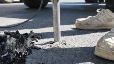 Adıyaman Belediyesi ASKİM ekipleri, asfalt serimi yapılan cadde ve sokaklarda