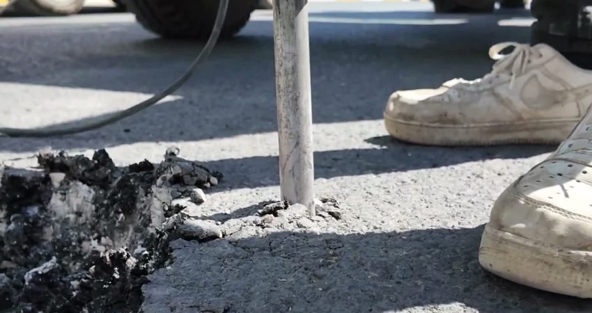 Adıyaman Belediyesi ASKİM ekipleri, asfalt serimi yapılan cadde ve sokaklarda
