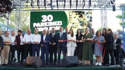 Ataşehir Belediyesi'nin 2024-2026 döneminde yenilediği 27 park ile ilçeye kazandırdığı
