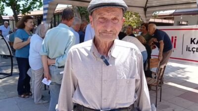 Aydın’ın Karacasu ilçesinde, CHP’den istifa ederek siyasete YENİ Parti çatısı