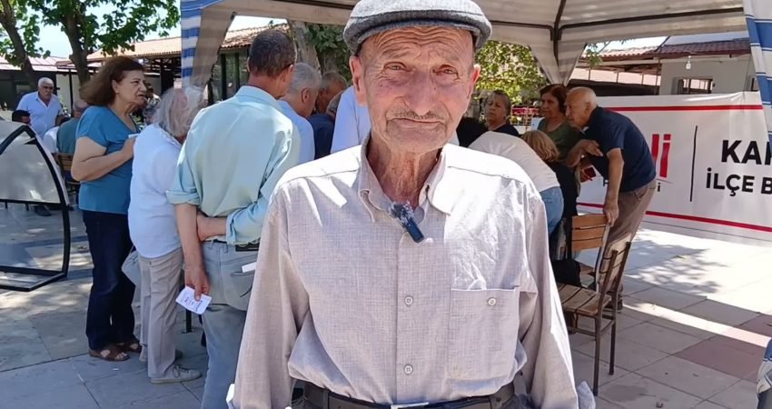 Aydın’ın Karacasu ilçesinde, CHP’den istifa ederek siyasete YENİ Parti çatısı