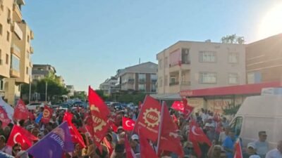  Aydın'ın Didim ilçesinde CHP’nin il ve ilçe başkanlarının görevden alınmasına