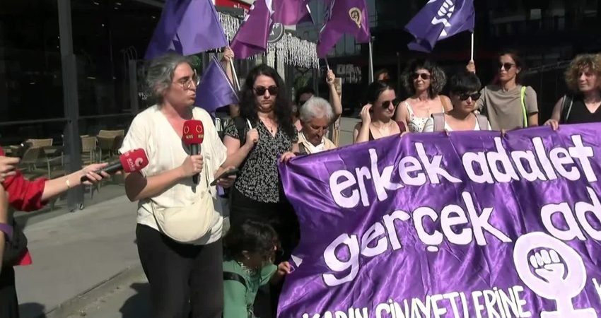 Eski polis memuru Cemil Koç tarafından öldürülerek bavul içerisinde yol