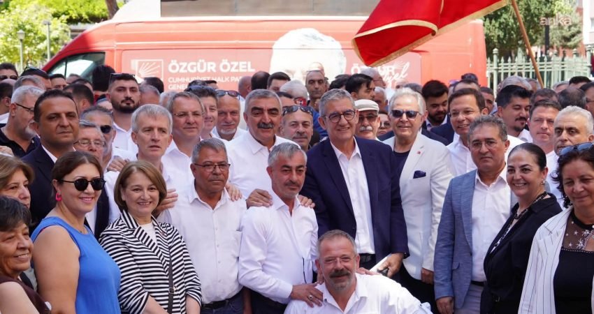 Ayvalık Belediye Başkanı Mesut Ergin, CHP'den istifa ettiğini açıkladı. Ergin,