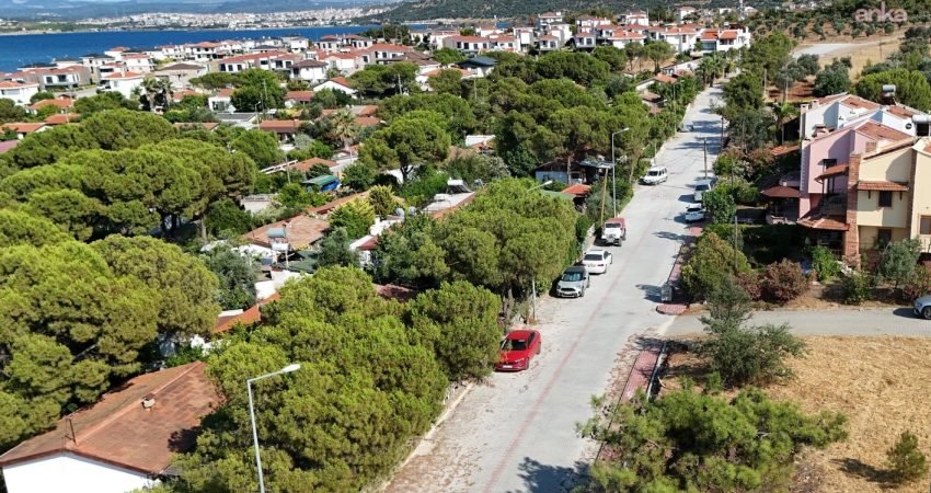 Ayvalık Belediyesi Fen İşleri Müdürlüğü ekipleri tarafından Cunda Alibey Adası
