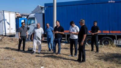 Bornova Belediye Başkanı Ömer Eşki, Yeşilçam Mahallesi'nde yapılacak yatırımları yerinde