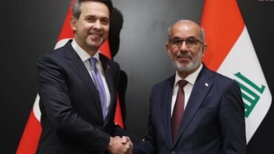 Enerji ve Tabii Kaynaklar Bakanı Alparslan Bayraktar, Irak'taki temasları kapsamında