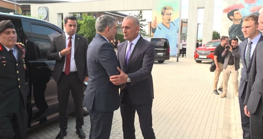 İçişleri Bakanı Mustafa Çiftçi, 2026-2027 sezonunda Süper Lig müsabakaları öncesinde