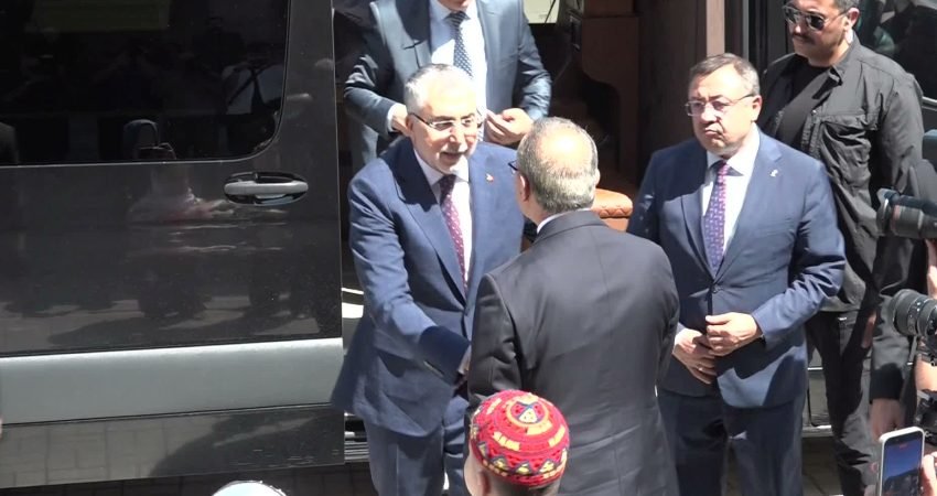 Çalışma ve Sosyal Güvenlik Bakanı Vedat Işıkhan, AK Parti Malatya
