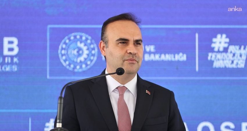 Sanayi ve Teknoloji Bakanı Mehmet Fatih Kacır, yapay zeka geliştiren