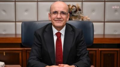Hazine ve Maliye Bakanı Mehmet Şimşek, hanehalkı ve reel sektörün