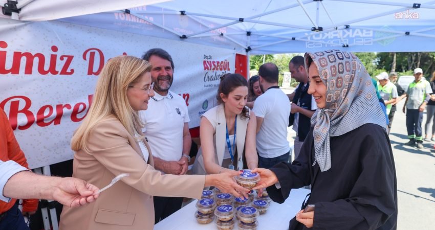 Bakırköy Belediyesi, Muharrem ayı dolayısıyla belediyenin aşevinde hazırlanan aşureleri ilçenin