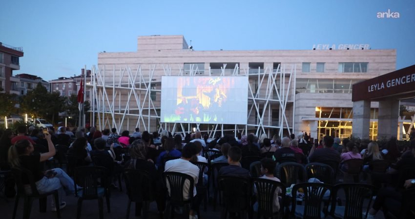 Bakırköy Belediyesi’nin düzenlediği Açık Hava Sinema Günleri, Leyla Gencer Opera